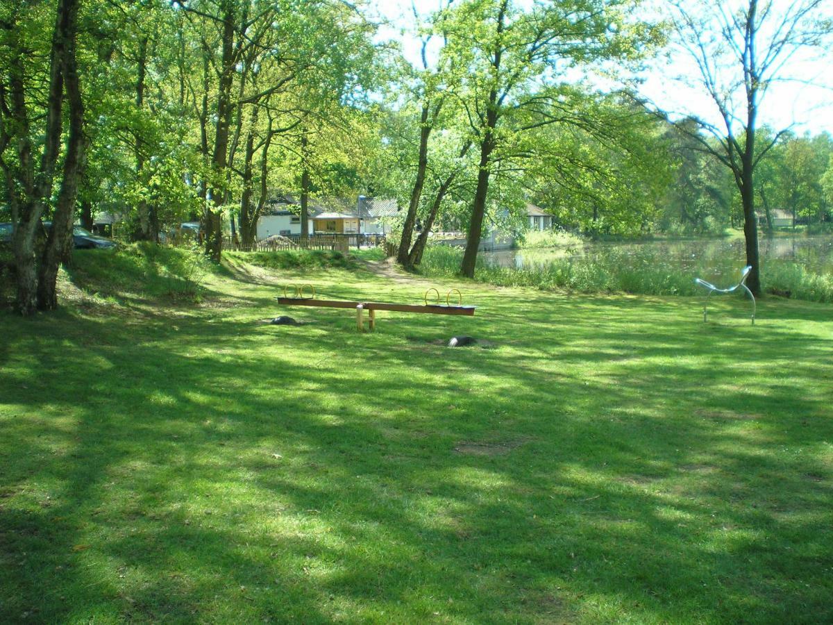 Vosseven Villa Stramproy Exteriör bild